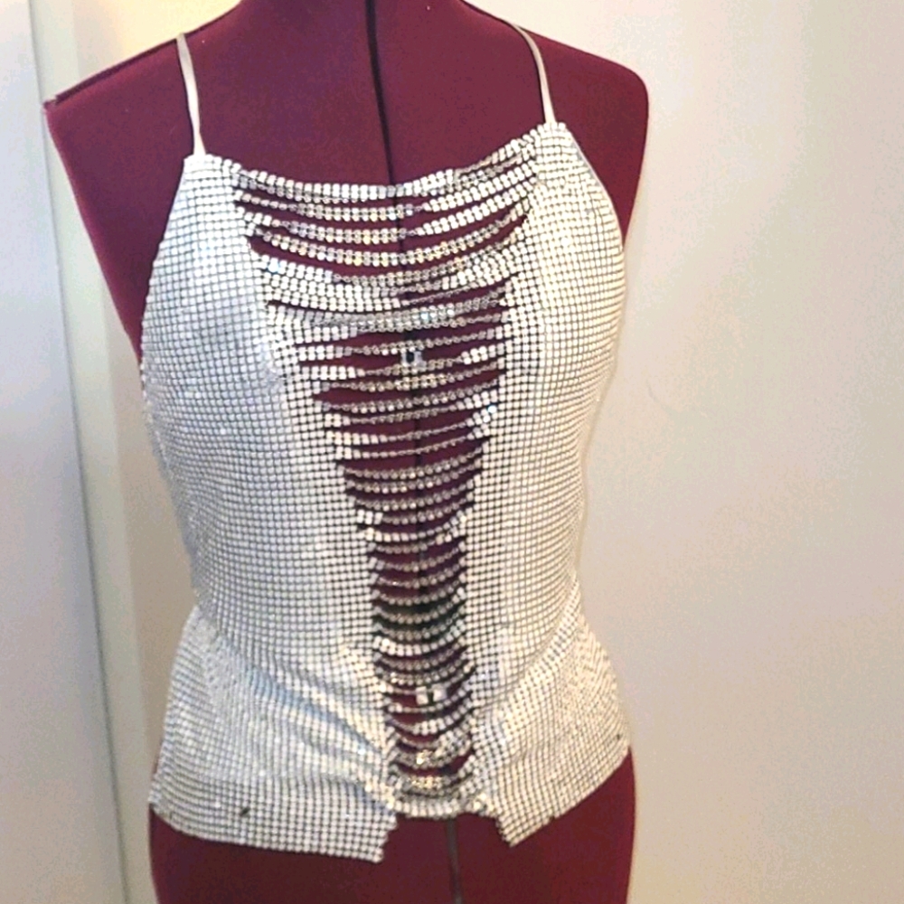 White Metal Top